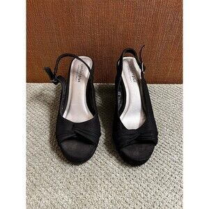 Comfort Plus Womens Platform Size 6